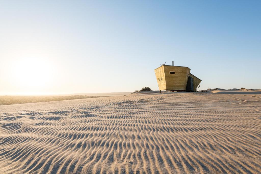 Shipwreck Lodge Mowebaai Eksteriør billede
